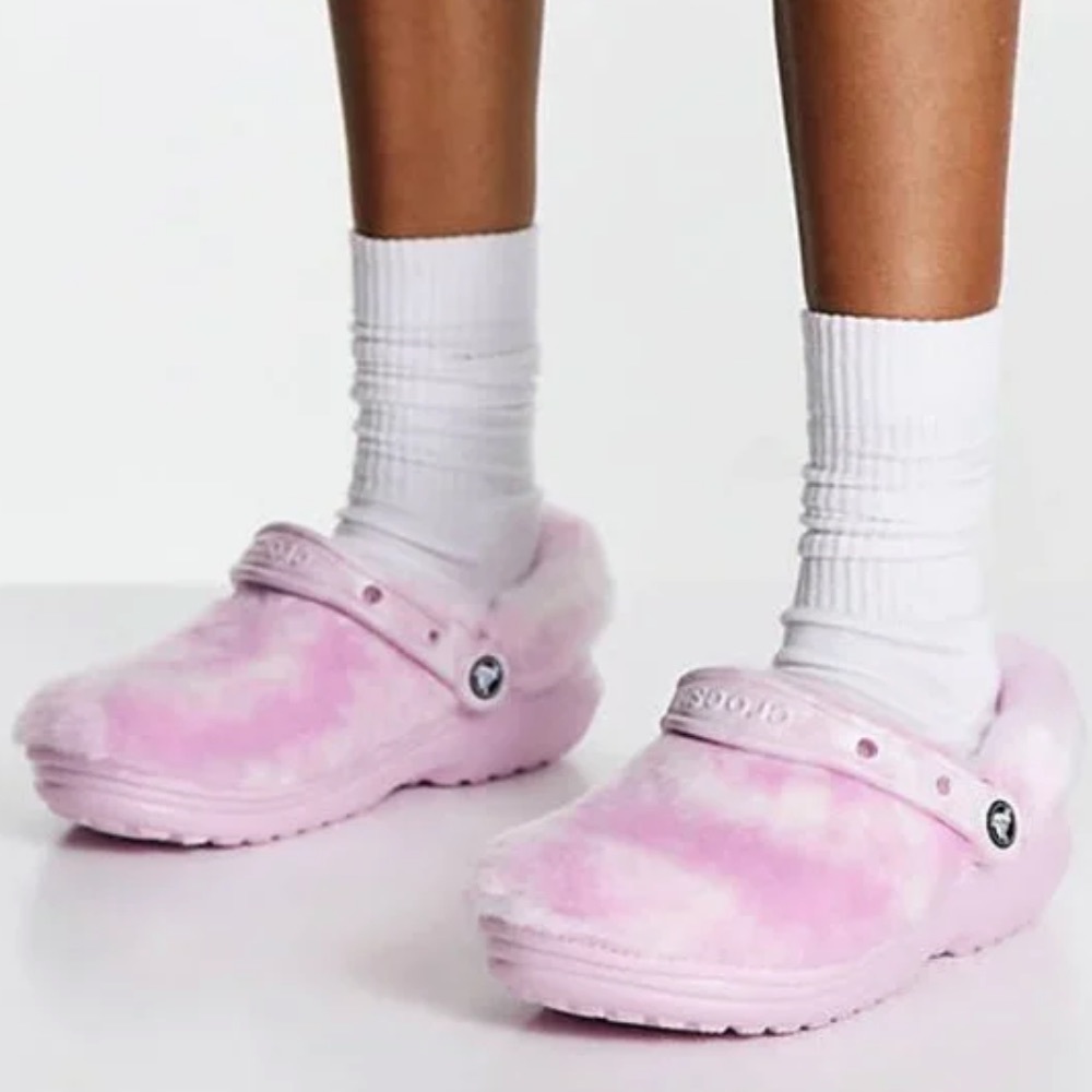 Furry crocs classic lined clogs in ballerina pink and white womens 12 mens 10